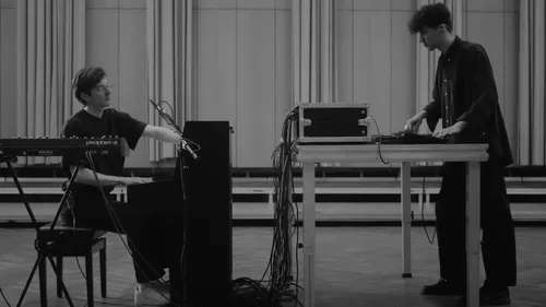 Two Lanes, La force créative berlinoise